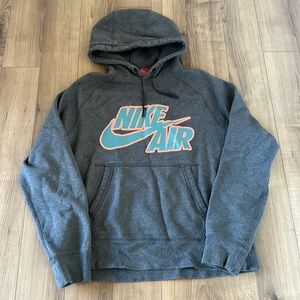 ❤️2/$20 Nike women’s hoodie size large